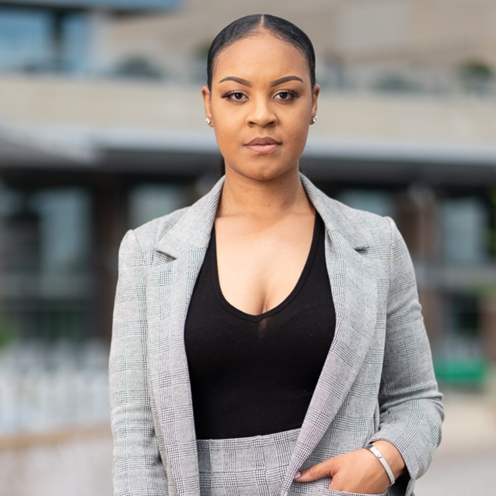 Meet your Posher, Ayannie